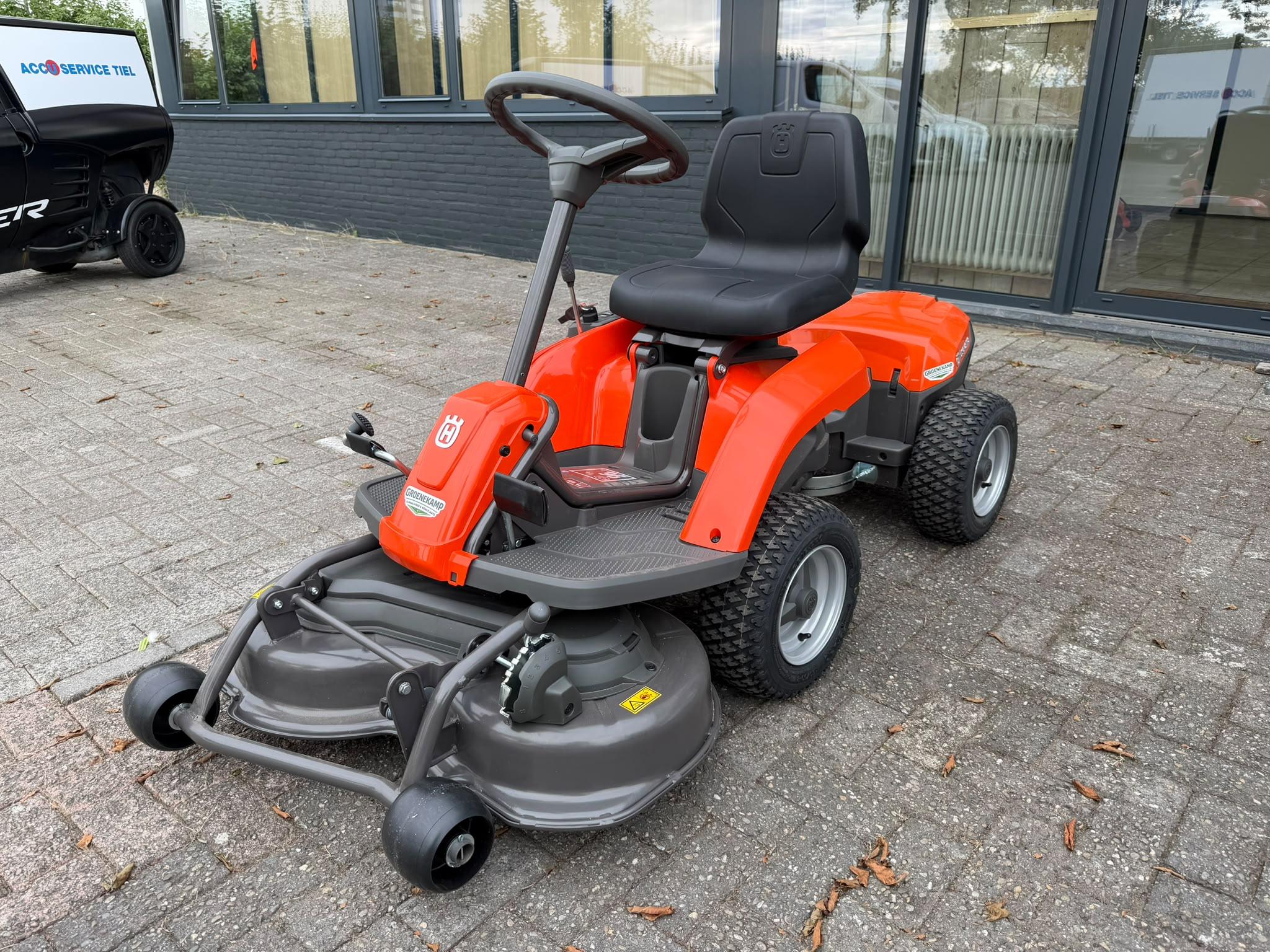 Husqvarna Rider R 112iC
